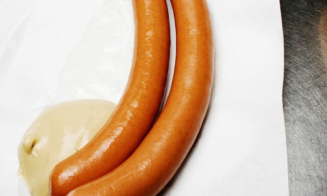 Pølsemakerens supertriks: - Slik ser du at pølsene er ferdige